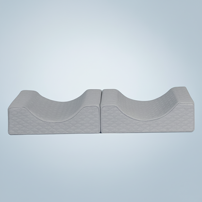 ReliefPad Lagerungskissen aufgeklappt zur gleichzeitigen Druckentlastung beider Fersen oder Beine.